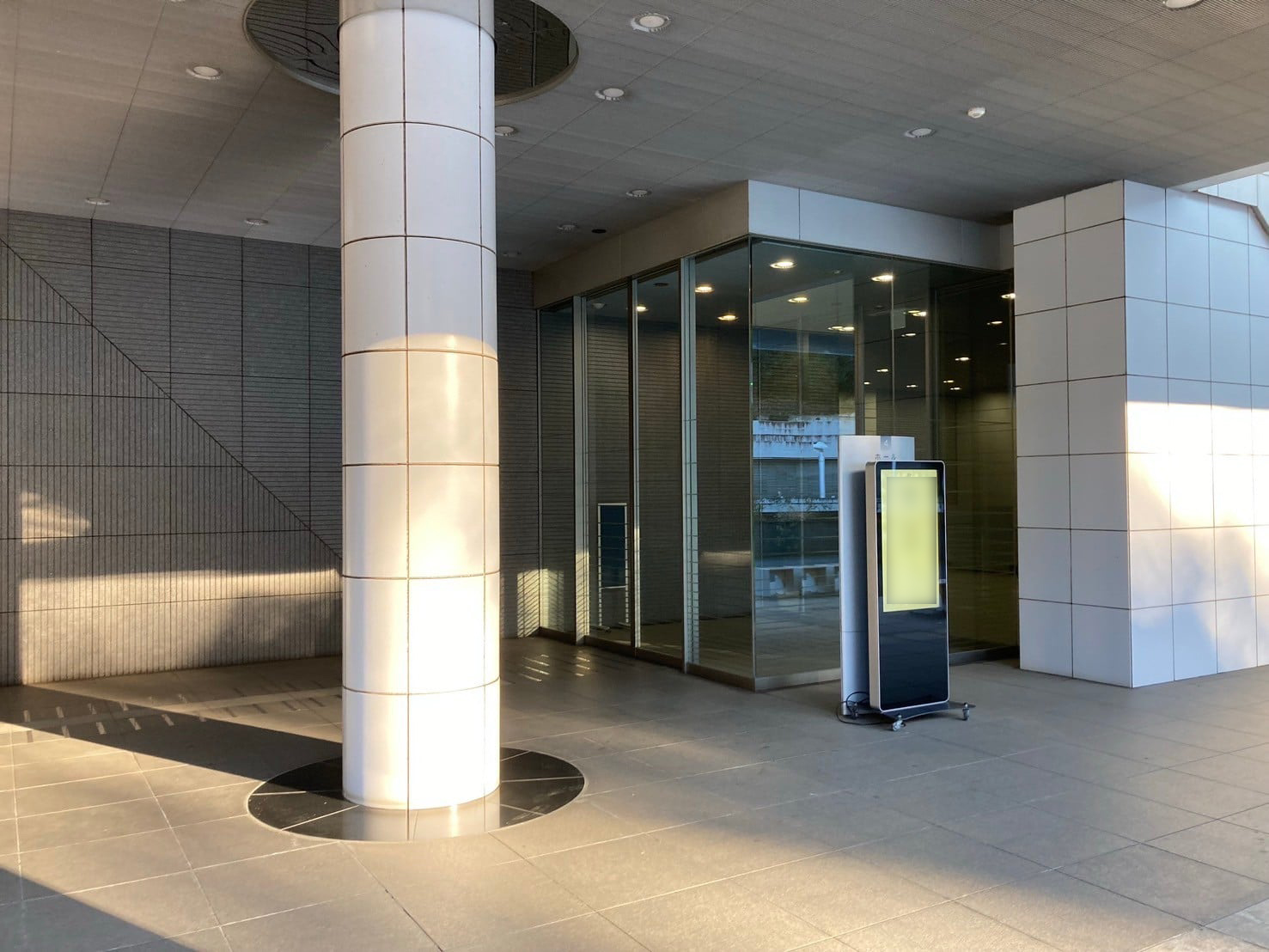 e22c093a-805d-4f44-97ee-41f8017adbc3